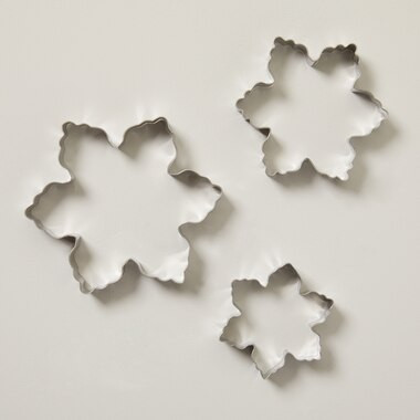 SET OF 3 COOKIE CUTTERS, SNOWFLAKE | Indigo (CA)