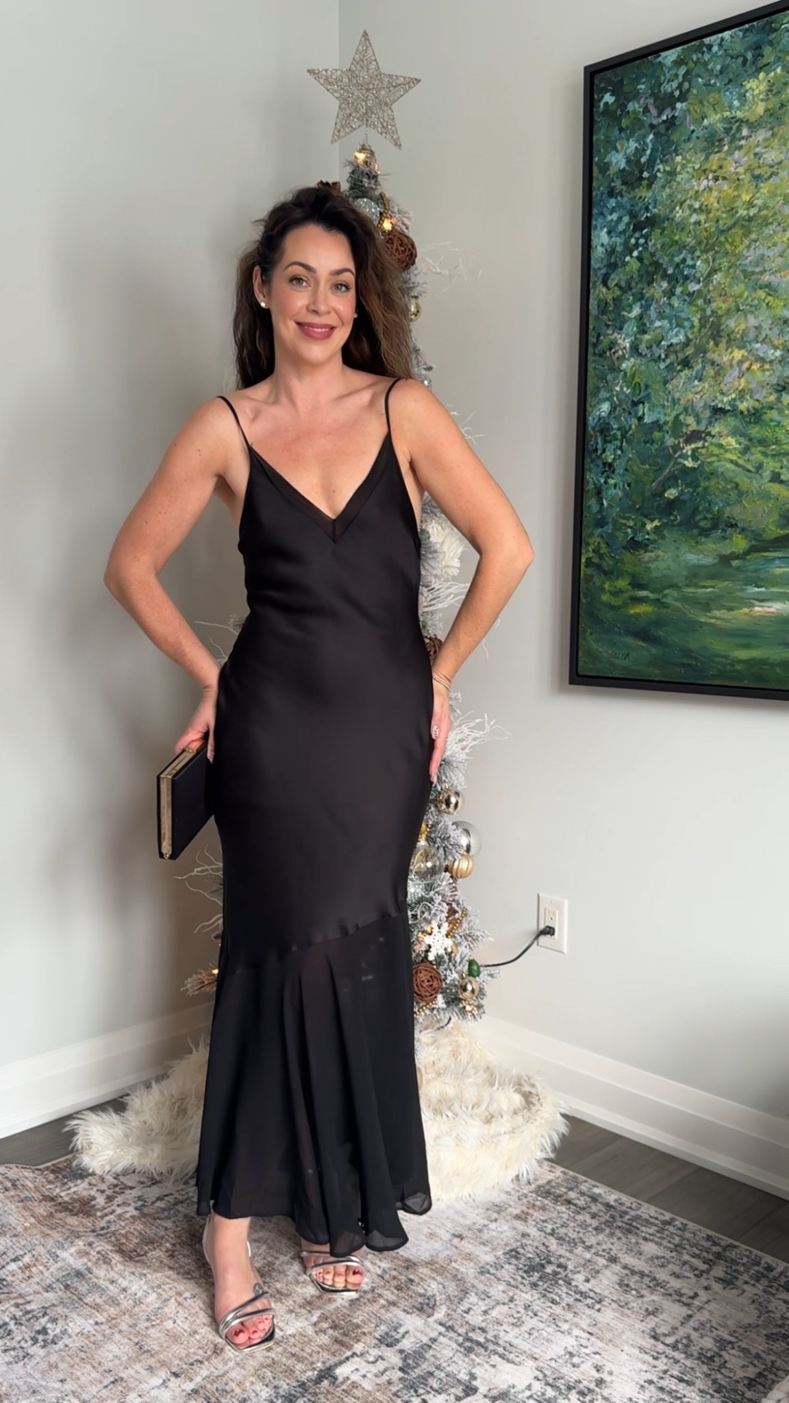 Dynamite dresses for your holiday parties ❤️

#LTKpartywear #LTKdresses #LTKwinter