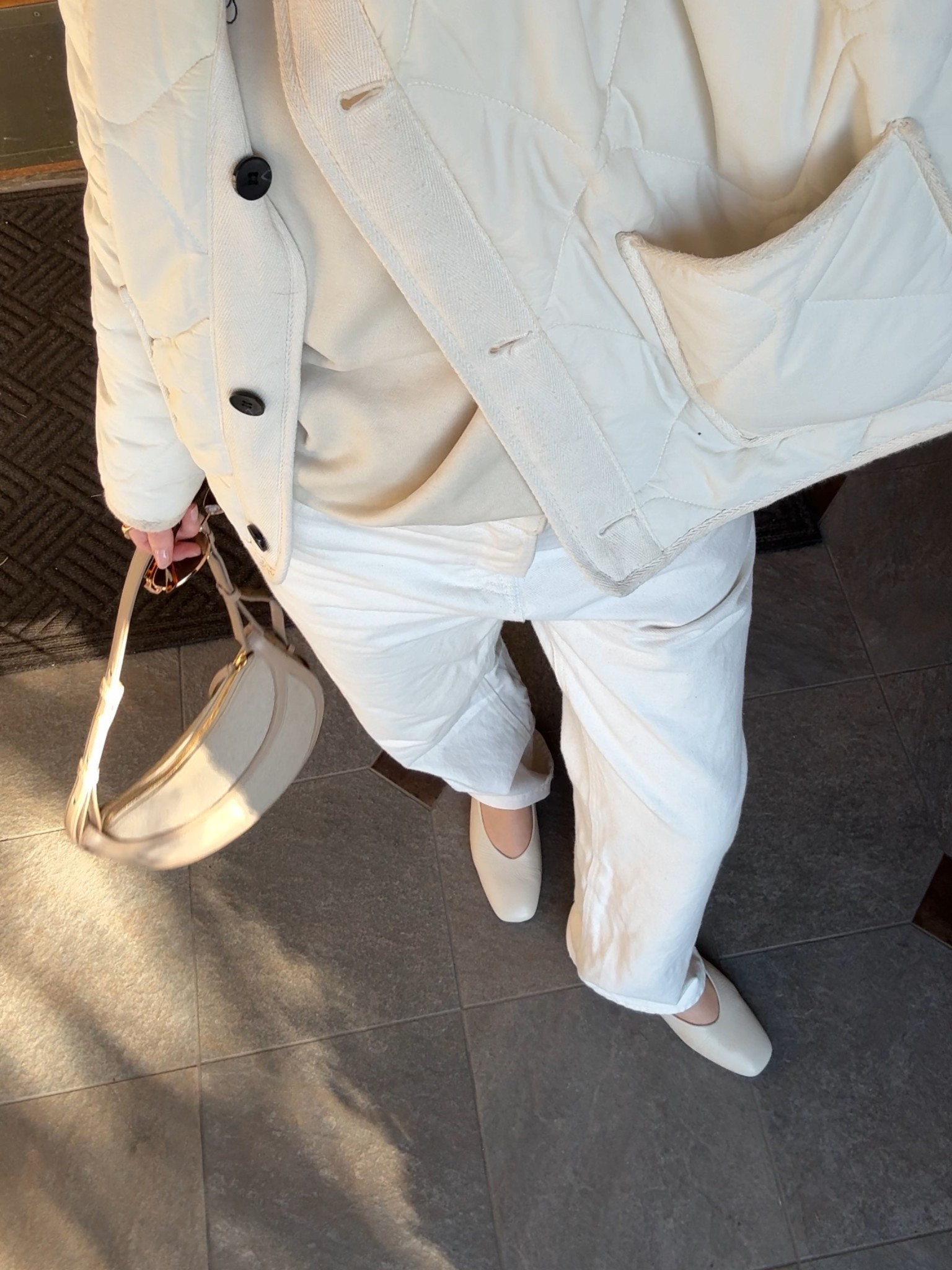 Off white ballet flats 🕊️

#LTKootd #LTKSpringSale