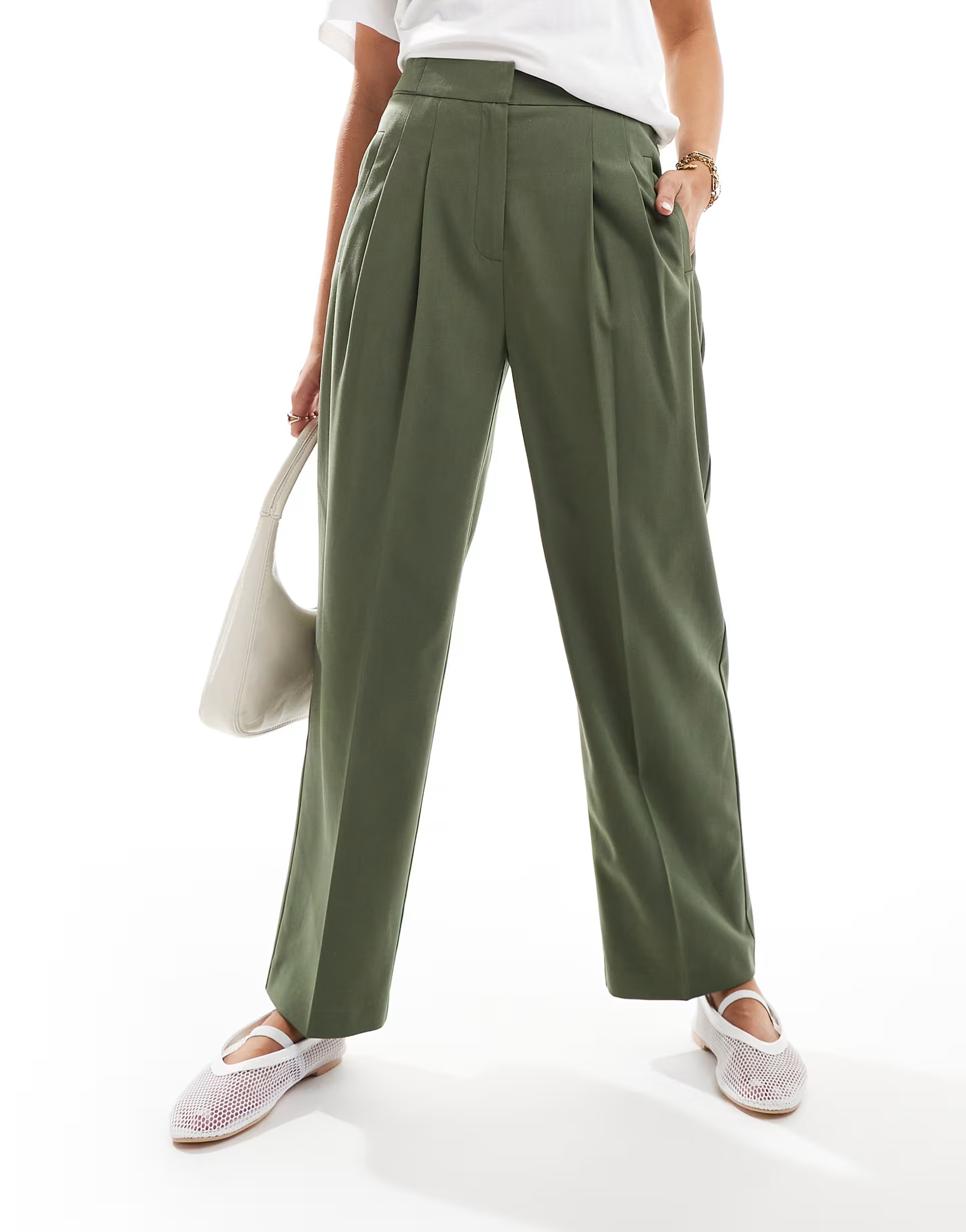 ASOS DESIGN tailored tapered trousers in khaki | ASOS (Global)