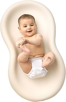 Keekaroo Peanut Changer Baby Vanilla– The Original Made in USA Easy-to-Clean Changing pad and T... | Amazon (US)