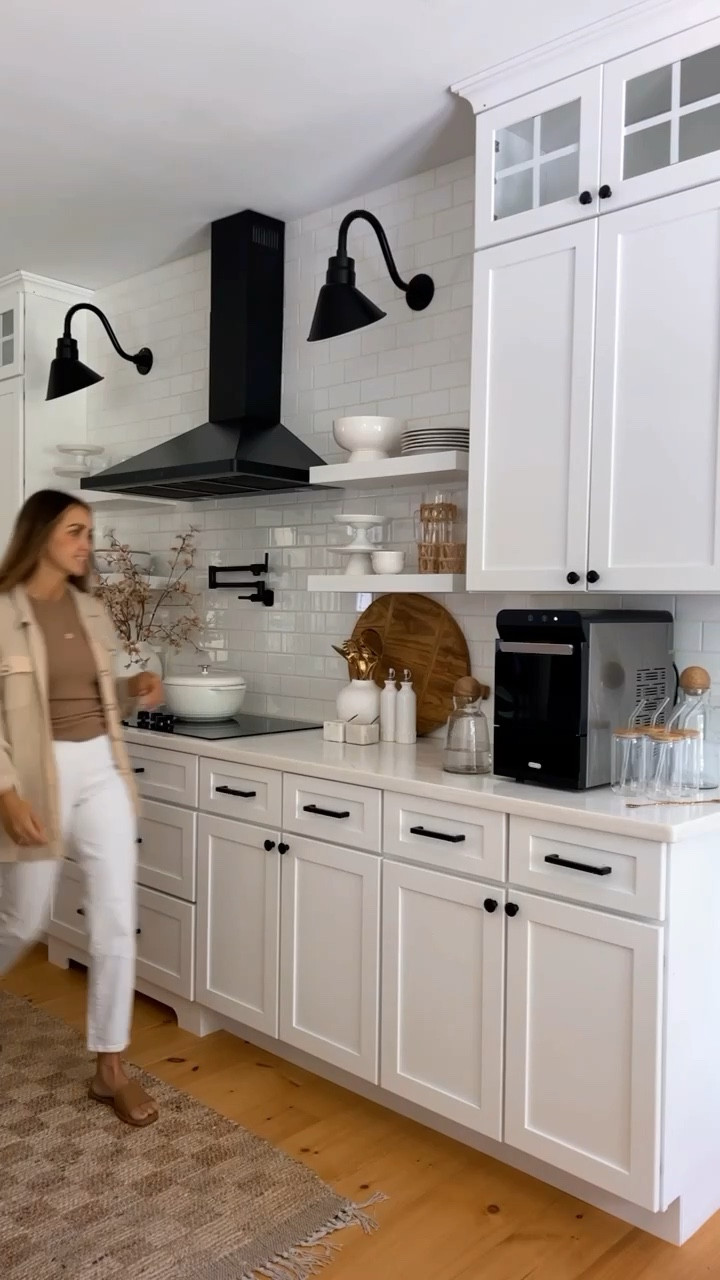 Prettiest nugget ice maker EVER!

#kitchengadgets
#kitchen
#amazon
#founditonamazon


#LTKhome #LTKSeasonal #LTKGiftGuide