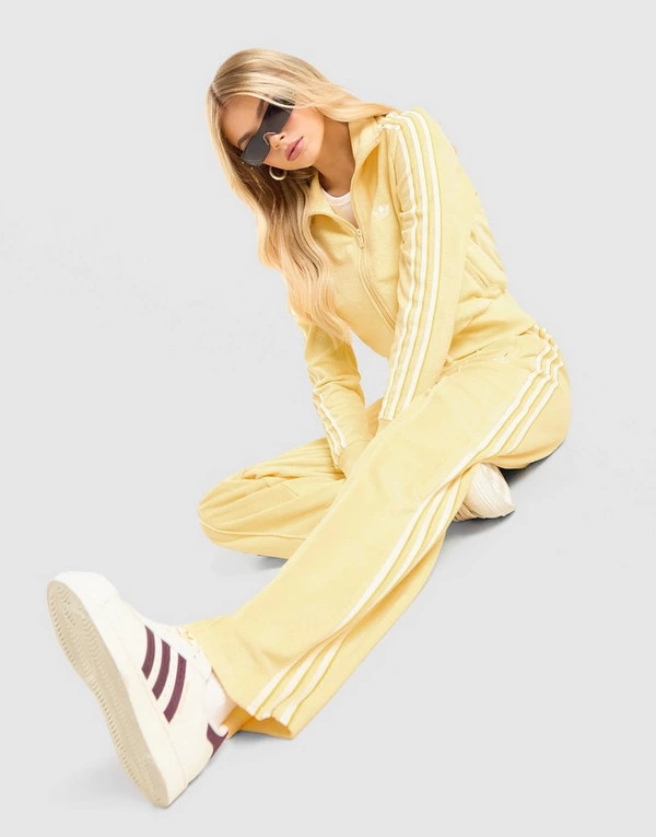 adidas Originals 3-Stripes Towel Joggers | JD Sports (UK)