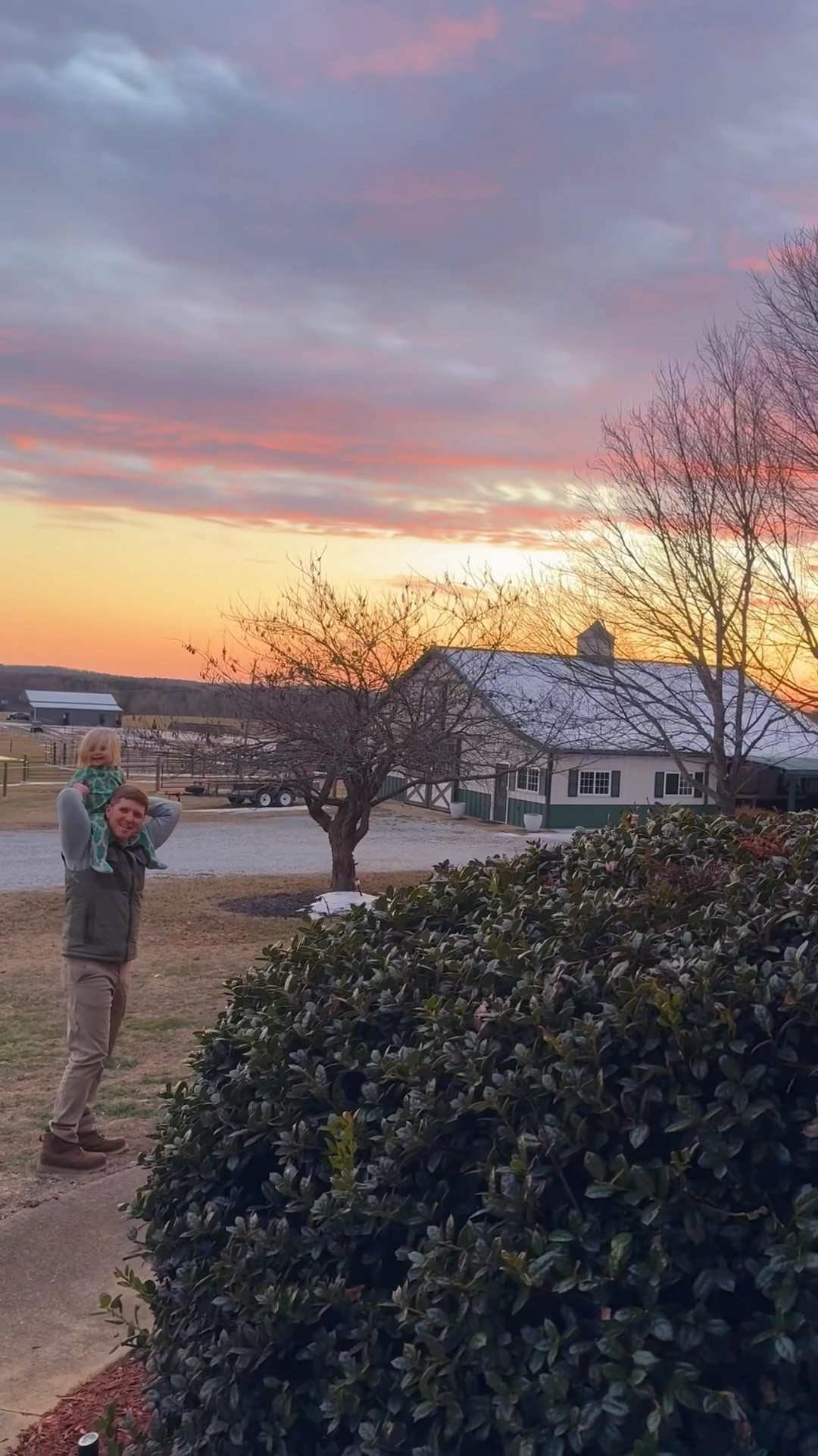 Feels like I’m living in an literal (!!) dream 💭 come true 🥹 these days!! 🌅 Sunsets on the farm 🚜 with this view when “Dada” gets 🏡 from work to dinner 🍽️ hot on the stove 🥣- it just doesn’t get better than this!! 😭 Living SO many answered prayers 🙏🏽 these days and Jesus gets every (!!) single bit of the glory!! 💫✨

#LTKBaby #LTKKids #LTKHome