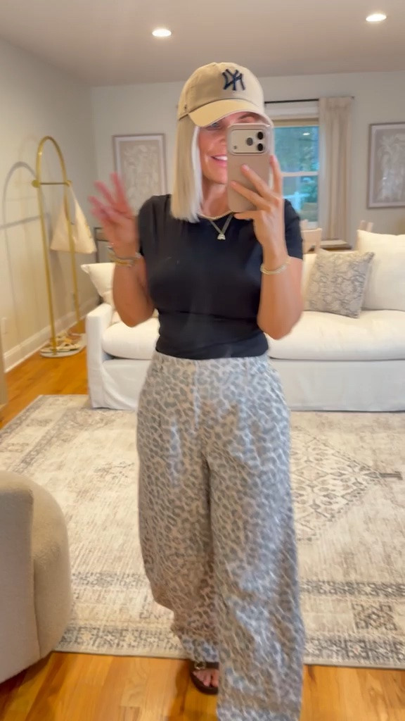 Aerie new arrivals just dropped and I have to warn you that your wallet isn’t safe because these are GOOD!!😍👏


Aerie, casual style, casual outfits, fall outfits, fall style, petite jeans, matching sets, loungewear, petite style, midsize fashion @Aerie

#LTKPetite #LTKMidsize #LTKSaleAlert