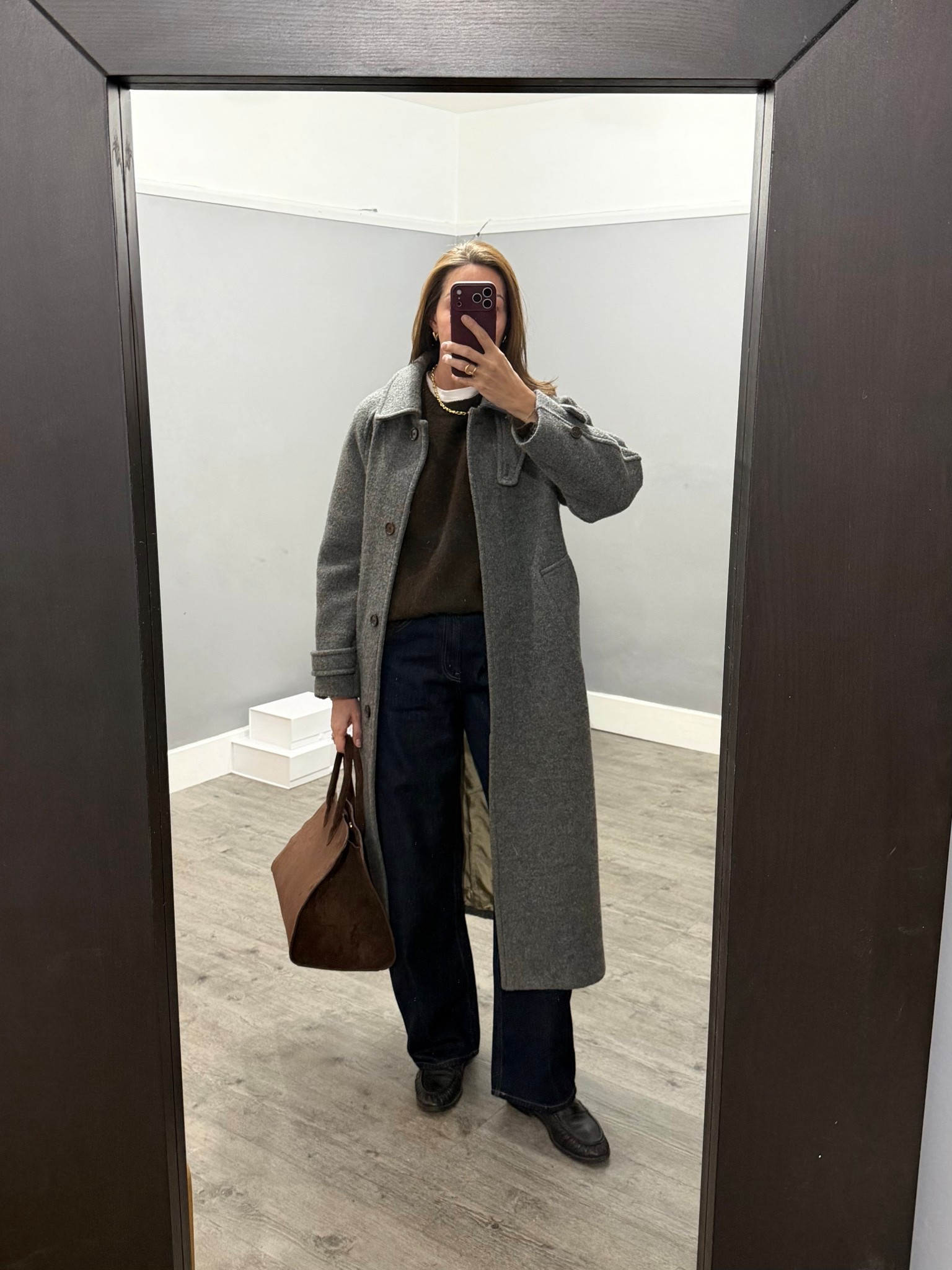 These curved jeans are the solution if you want jeans that fit most body types. Size down in these - I’m in a 26/31
I’m wearing a small in my most worn jumper x

#LTKstyletip #LTKwinter #LTKuk