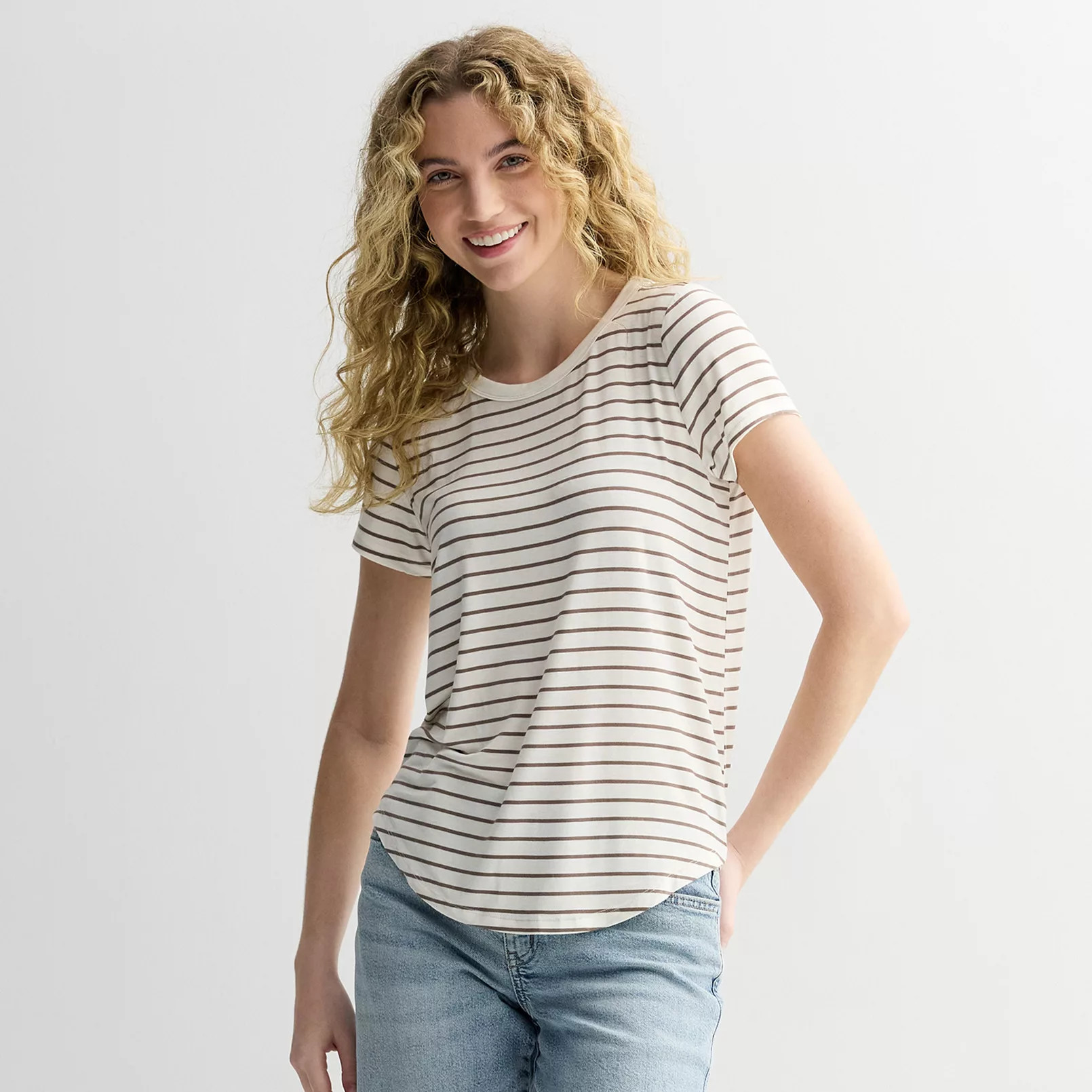 Juniors' SO® Short Sleeve Crewneck Tee | Kohl's