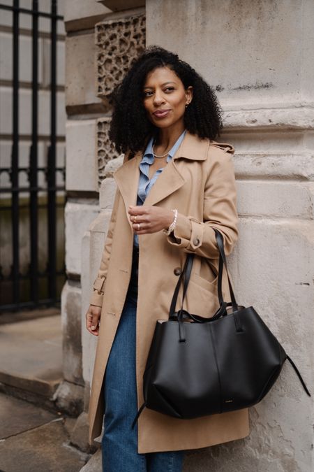 Sézane Scott Trench coat

Wardrobe staple
Petite style 

#LTKSeasonal #LTKover40 #LTKeurope