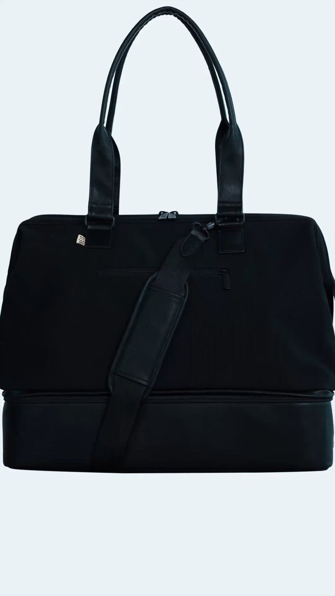15% off promo for this weekender bag from Béis. 7 colors. Easily slide of your suitcase handle. 

16" H x 19" W x 10" 

#LTKSummerEdit #LTKItBag #LTKTravel
