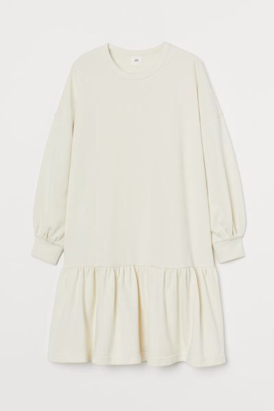 Short, wide-cut sweatshirt dress in soft, cotton-blend fabric. Ribbed neckline and long, slightly... | H&M (US + CA)