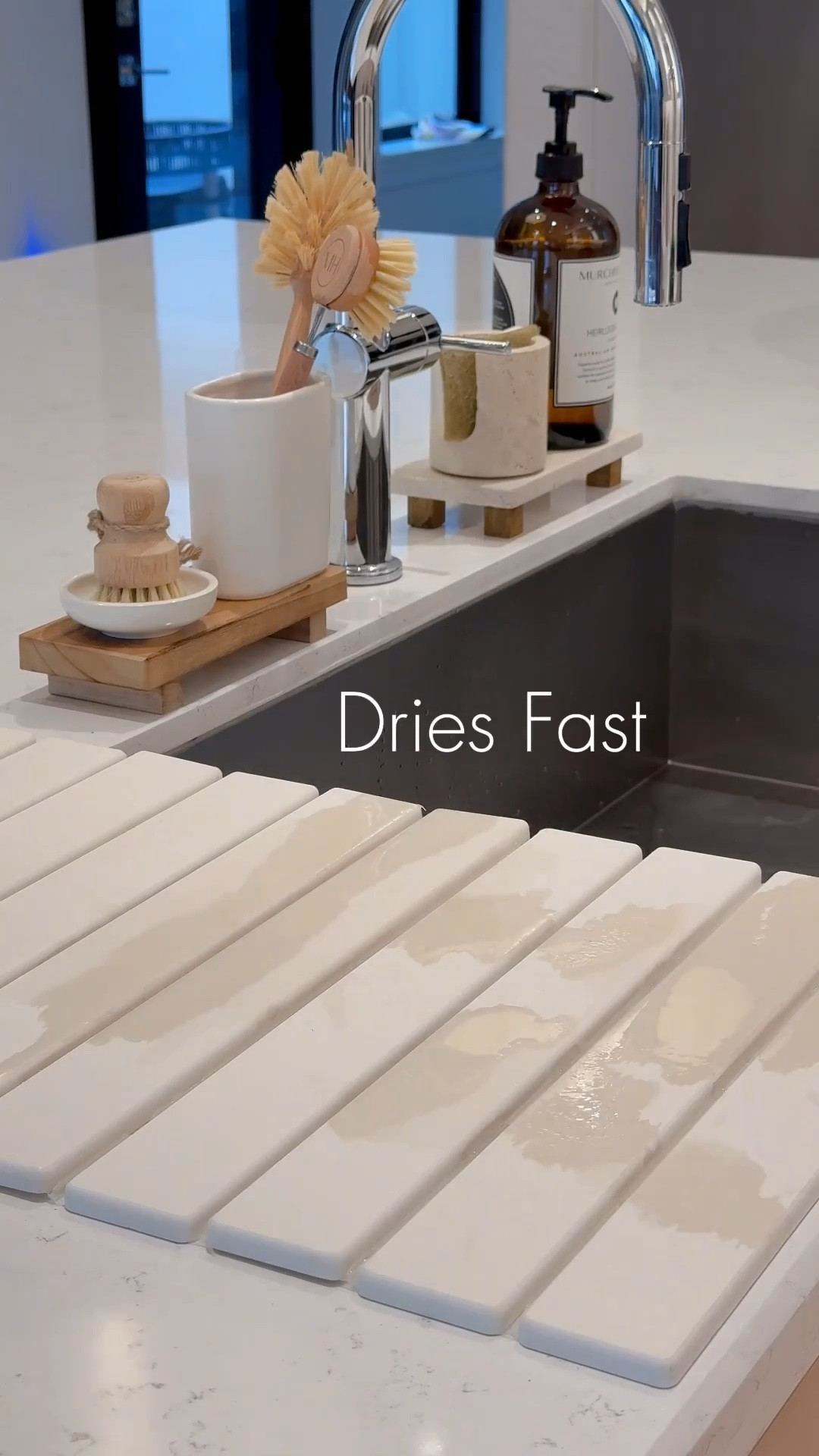 🤎

I’ve tried various drying methods and this is by far my favorite - mainly bc it’s anti molding ….. plus aesthetically pleasing 😆

 It is made of stone, fast drying, anti slip, and can be used as a bath mat! 

#LTKHome #LTKStyleTip #LTKSaleAlert