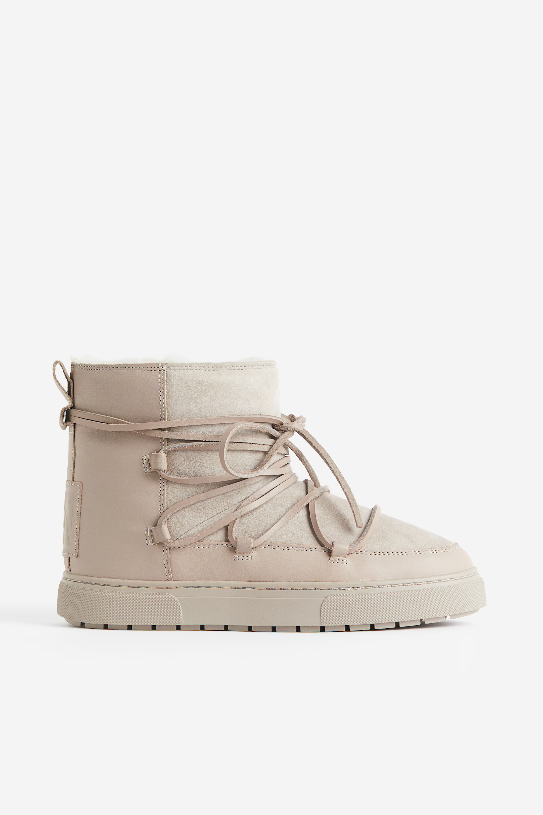 Warm-lined Suede Boots | H&M (US + CA)