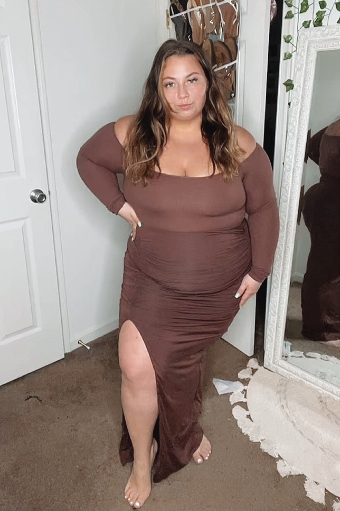 RUN to Klassy Network to get this skirt and off the shoulder shirt 😍

#LTKFind #LTKcurves #LTKbeauty