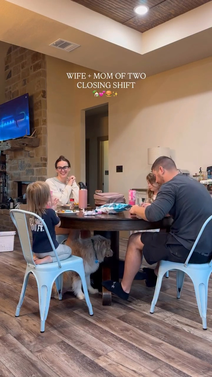 Closing shift as a wife and mom of two little ones🏡✨💕

#LTKmomlife #LTKdayinmylife #LTKvlog