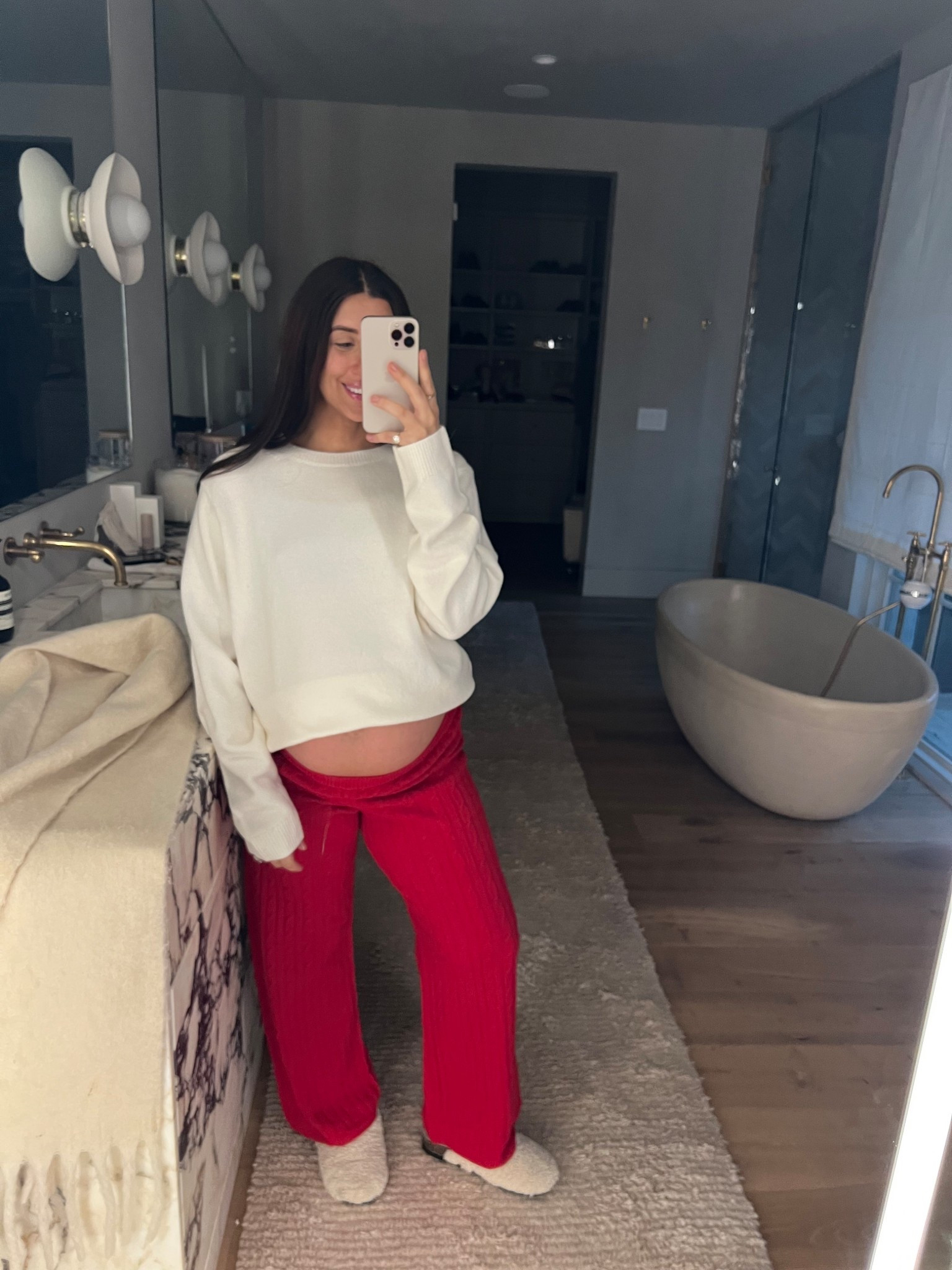 Top: xxl
Pants: medium

Dressupbuttercup.com #dressupbuttercup #dederaad 

#LTKFindsUnder50 #LTKSeasonal #LTKGiftGuide