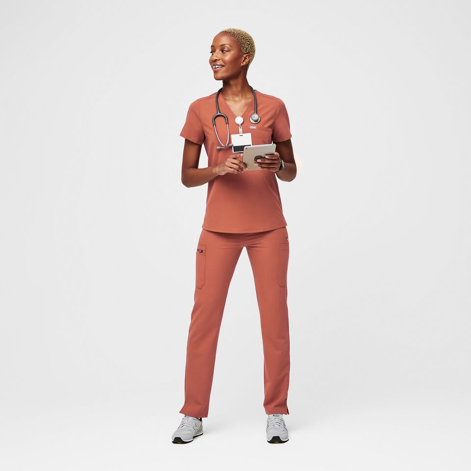 Women’s Catarina™ One-Pocket Scrub Top - Terracotta · FIGS | FIGS