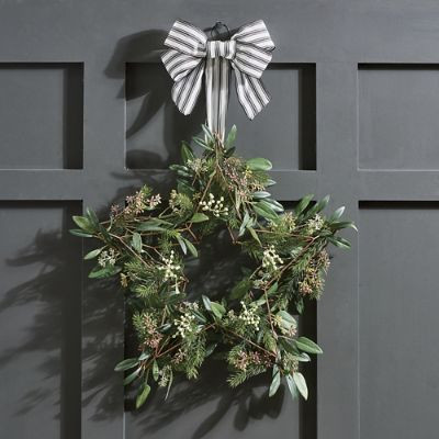 Dimensional Star Door Swag | Grandin Road | Grandin Road