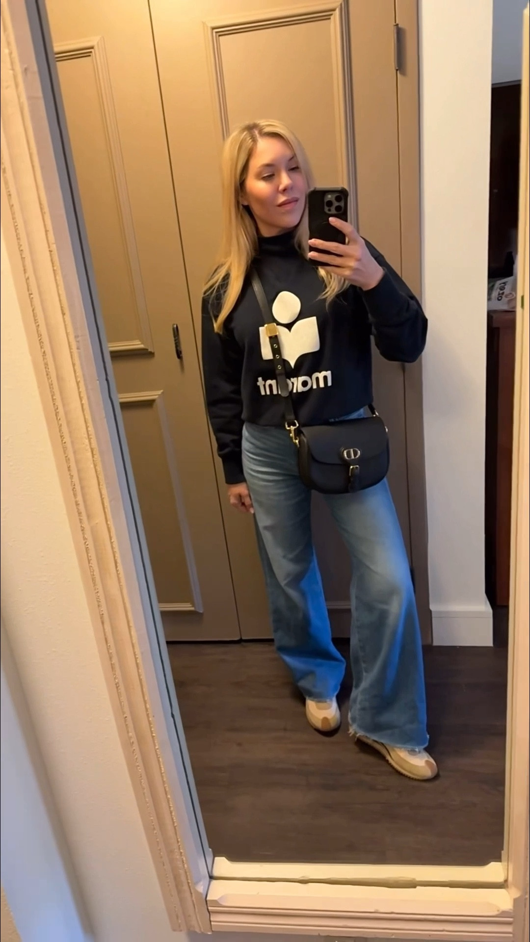 A day in Santa Fe 
(The jacket is REVERSIBLE!!)
Ski trip
Isabel Marant sweatshirt 
Varley


#LTKSeasonal #LTKKids