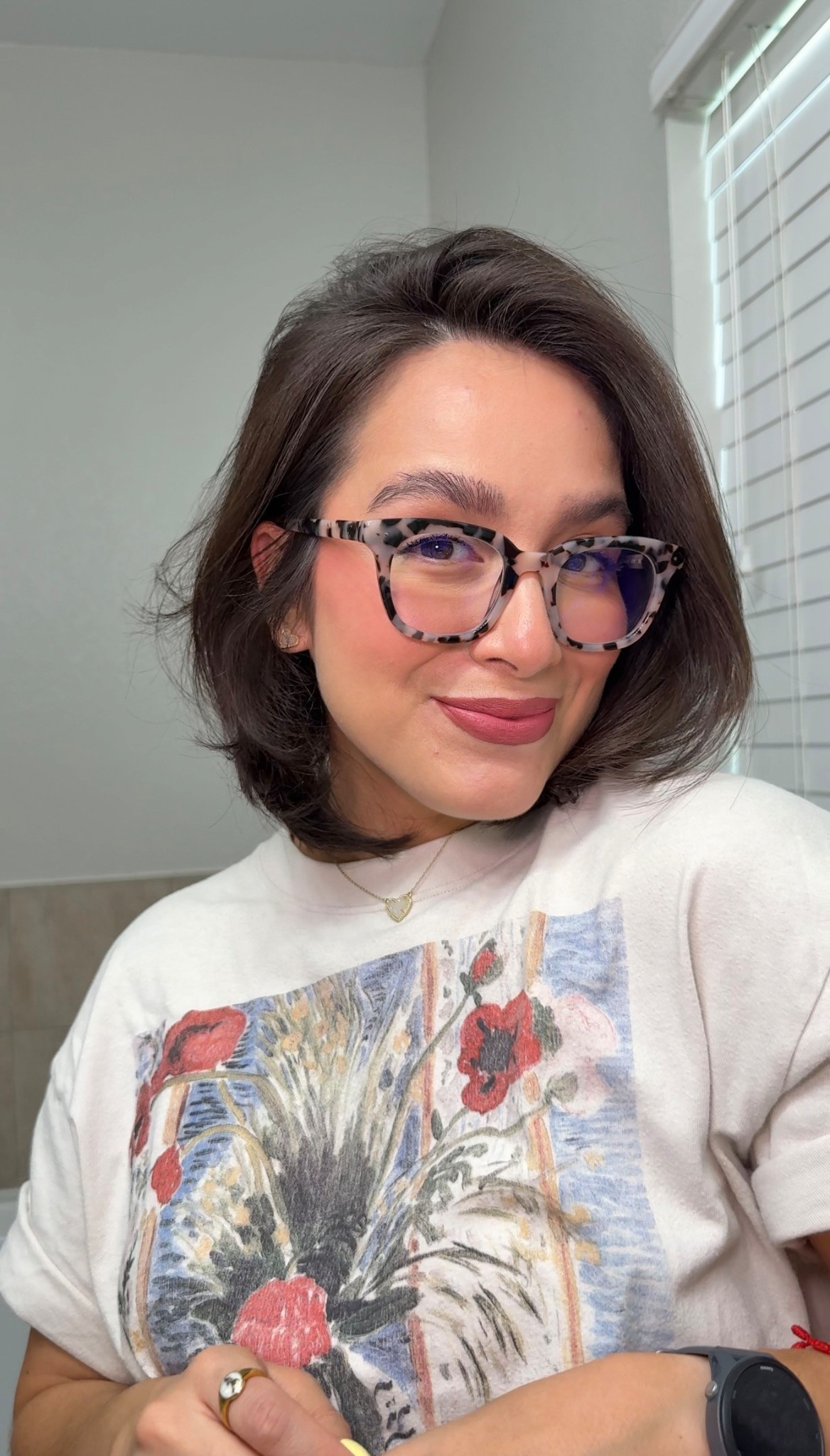 Quick and simple mommy makeup!

I do have sensitive, combo, and acne prone skin. 


#LTKBeauty #LTKselfcare #LTKmomlife