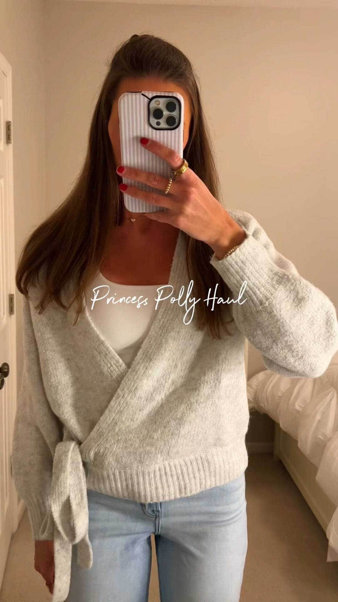 wearing a size s/m in tops and size 4 tall in the romper! 