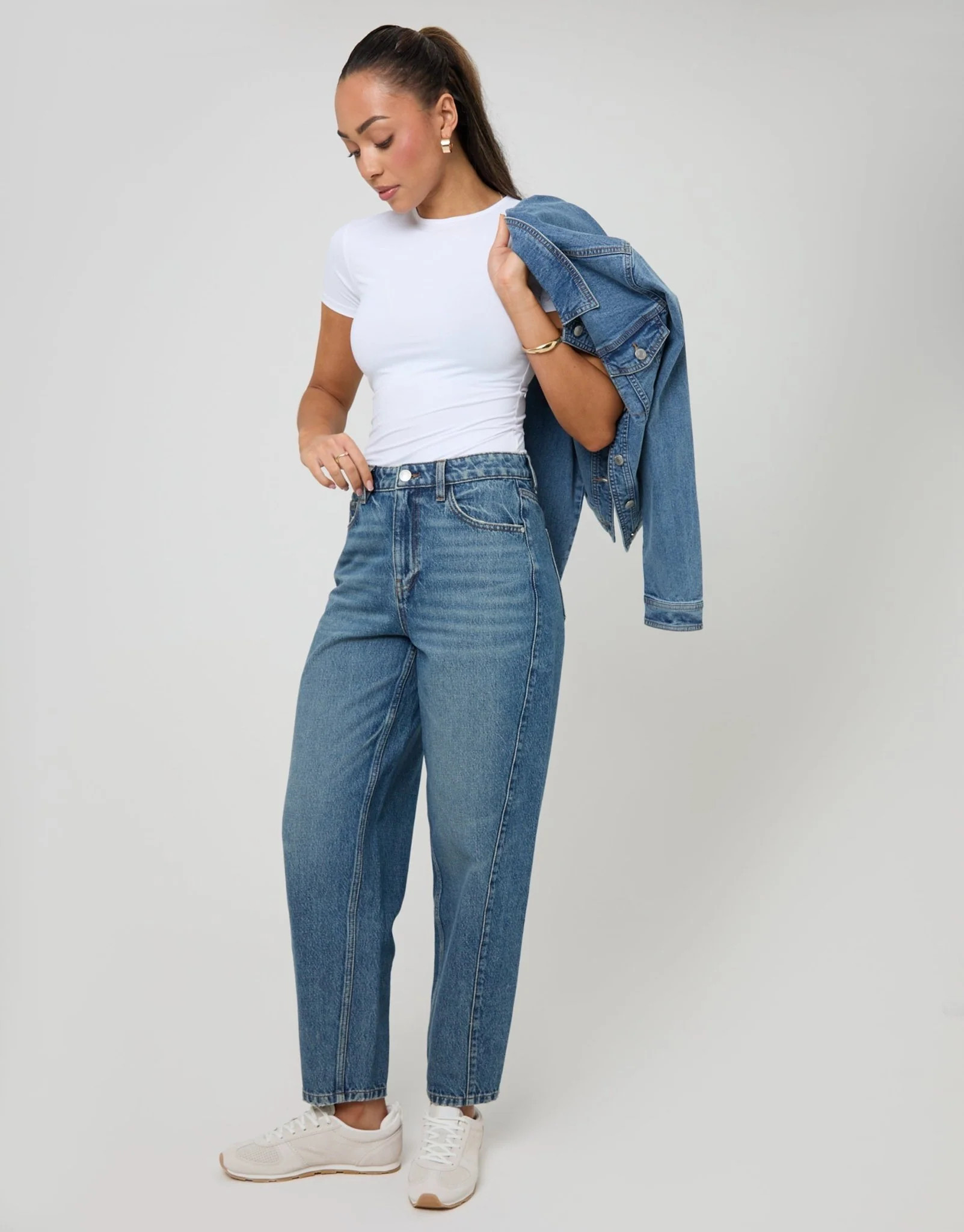 Threadbare Petite Barrel Leg Jeans in Mid Wash | Threadbare UK