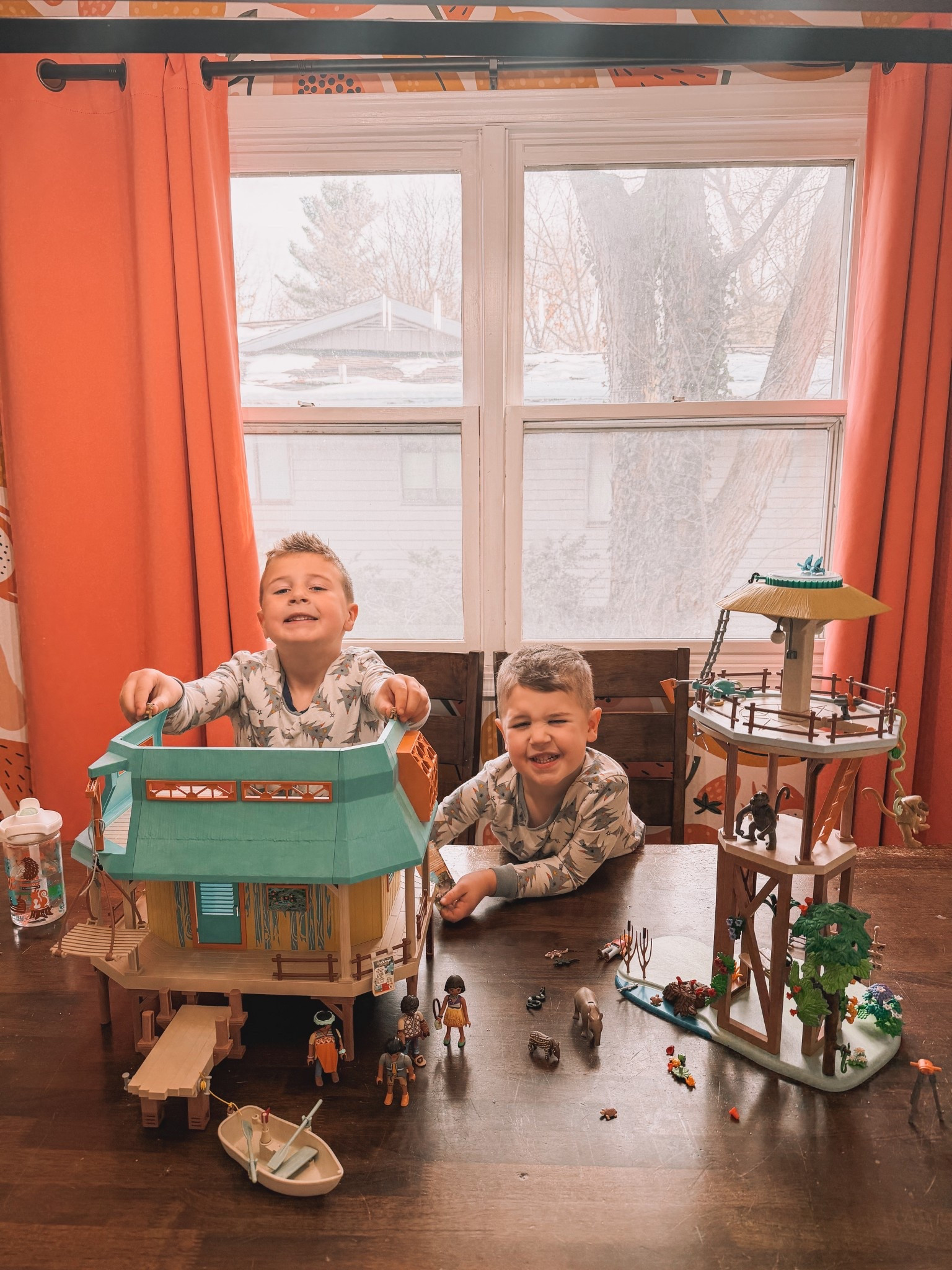 Playmobil towers 

#LTKFindsUnder100 #LTKKids #LTKGiftGuide