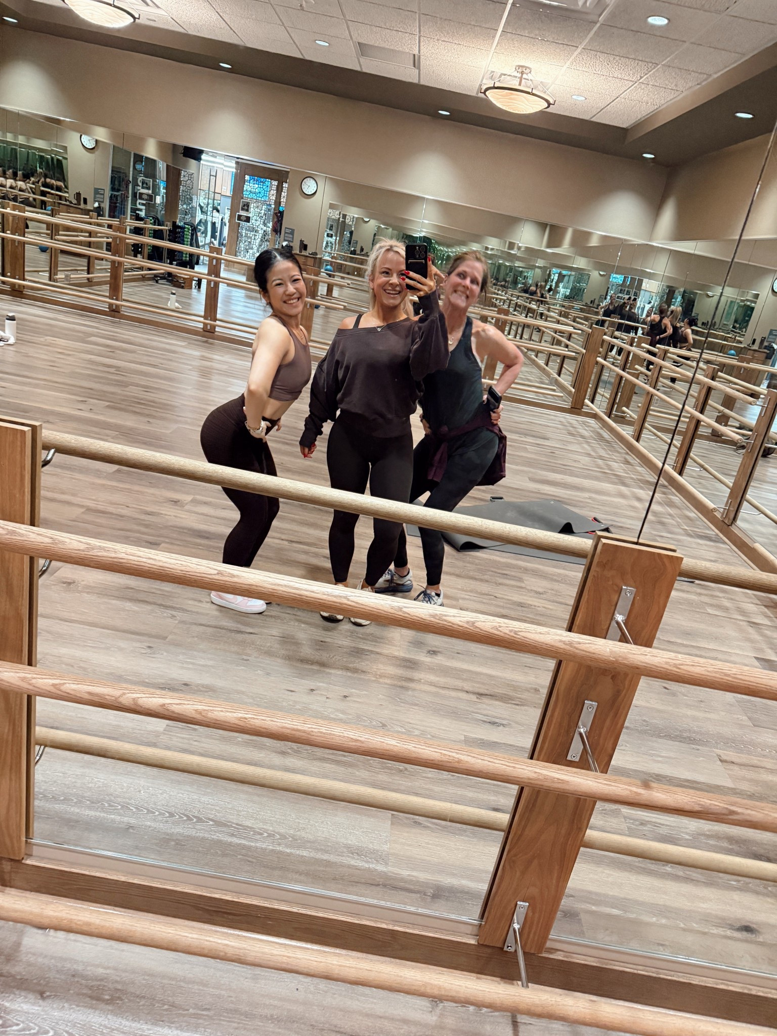 Aerie active 🤎