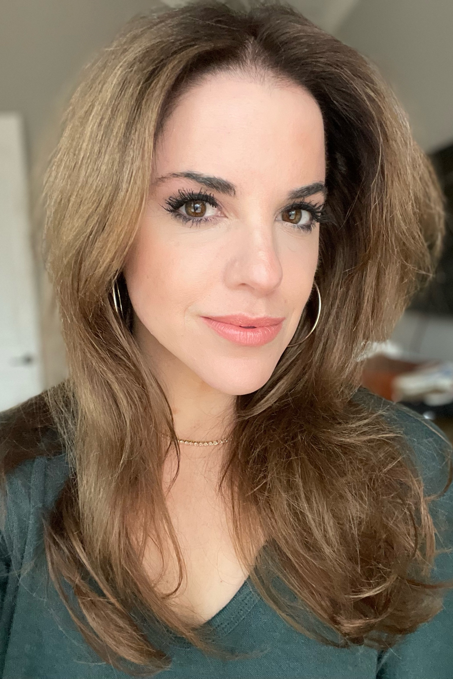 The BEST nude lipstick for everyday! Universally flattering! Pillow Talk Original shade!💄
#lipstick #charlottetilbury #pillowtalk

#LTKbeauty #LTKGiftGuide #LTKunder100