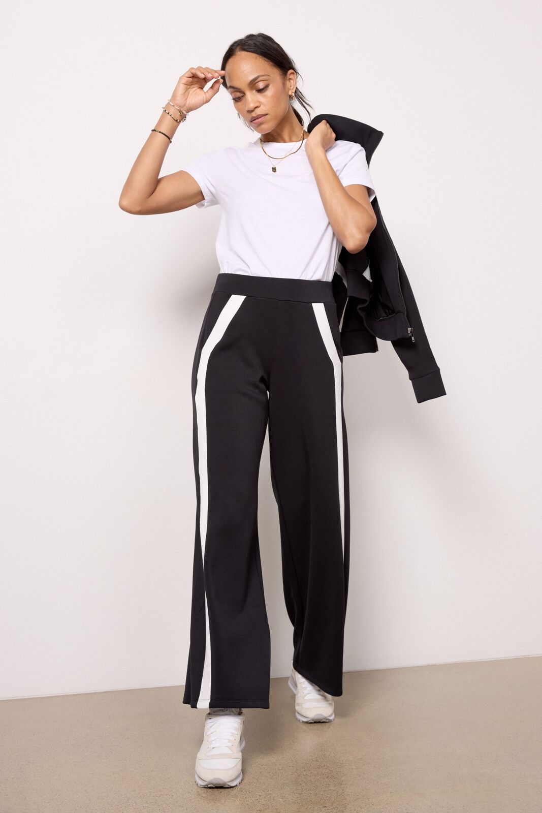 AirEssentials Striped Track Pant | EVEREVE