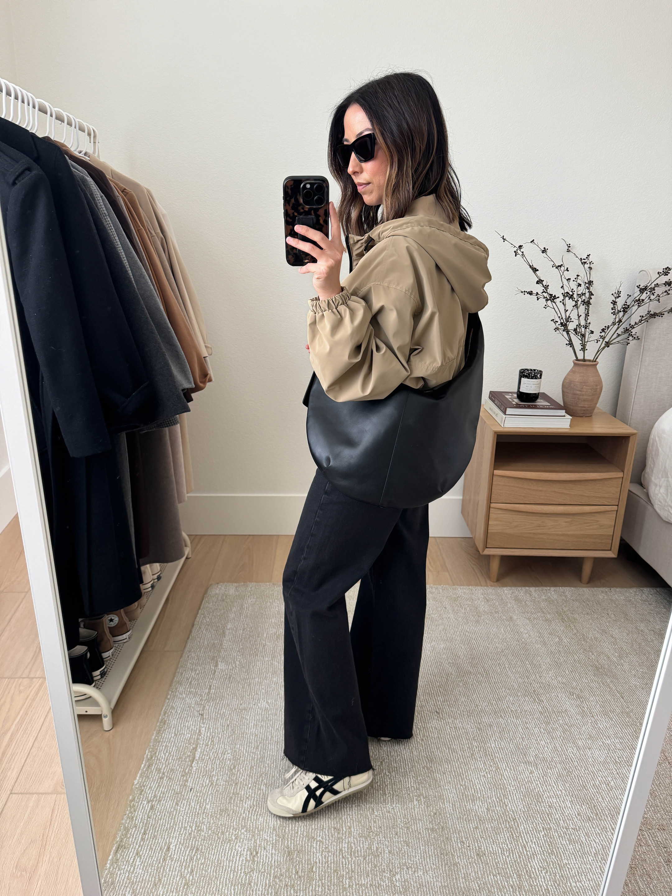 How to style wide legged full length jeans as a 5ft petite. 

Zara jacket xs (runs big)
Everlane tee medium
Gap jeans 25. Cut hems. Run small
Onitsuka Tiger sneakers 4 mens. Run a half size big
Madewell Sling hobo bag black
YSL sunglasses

#LTKItBag #LTKPetite #LTKStyleTip