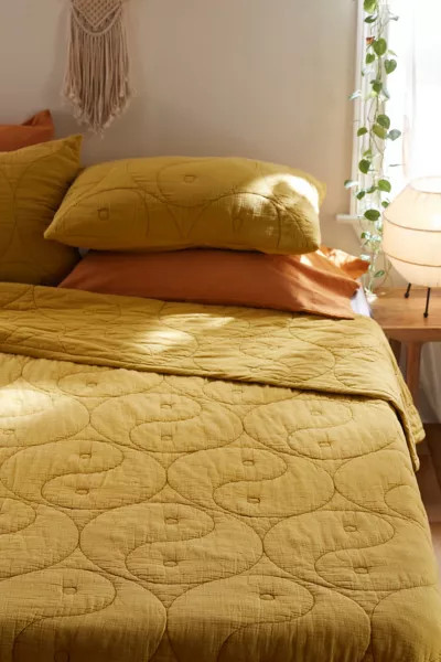 Yin Yang Quilt | Urban Outfitters (US and RoW)