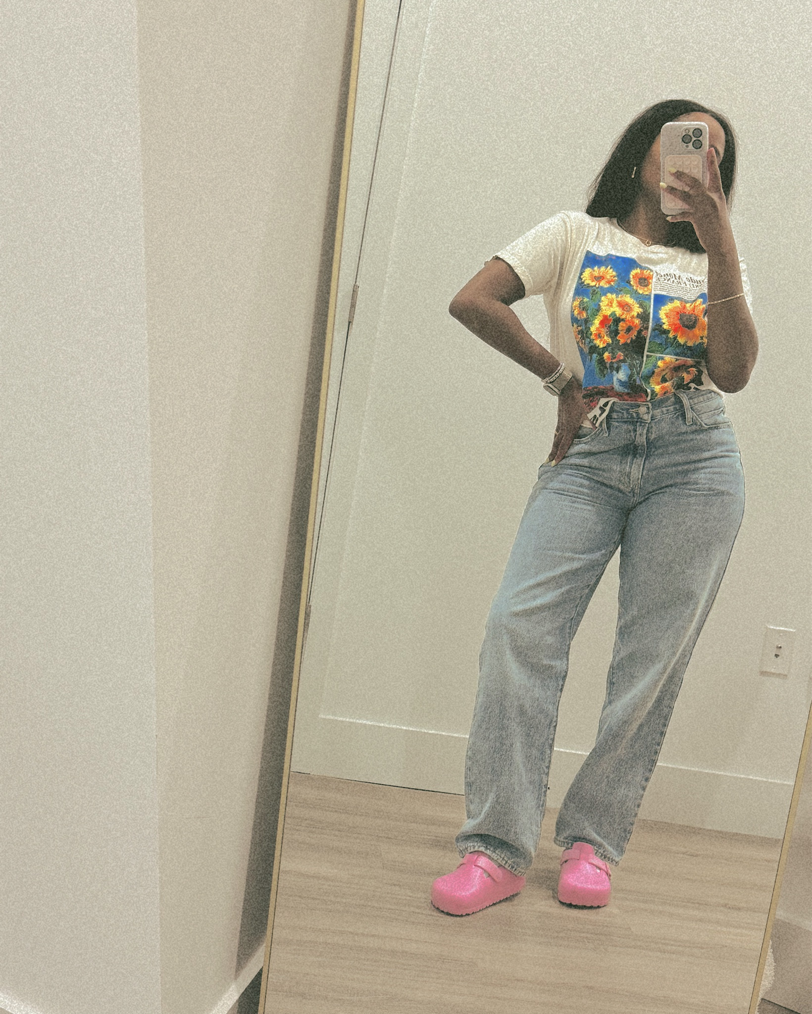 pink birkies are the moment… and a very comfortable one. levi’s are on super salee

#LTKFindsUnder100 #LTKShoeCrush #LTKSaleAlert