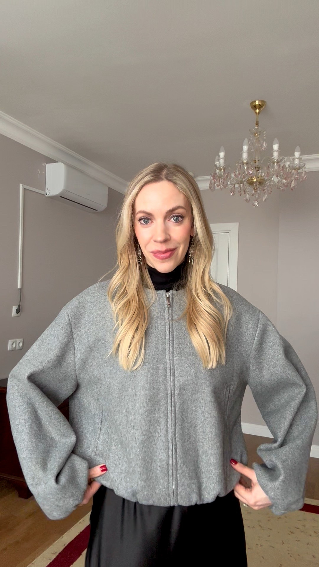 @Zara bomber jacket, satin skirt, workwear look, office style, snakeskin boots, style over 40

#LTKootd #LTKWorkwear #LTKOver40