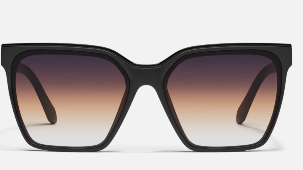 Quay BUY 1 GET 1 FREE Sale!!

Sunglasses / shades / women’s fashion / spring / deals 

#LTKSaleAlert #LTKStyleTip #LTKSpringSale