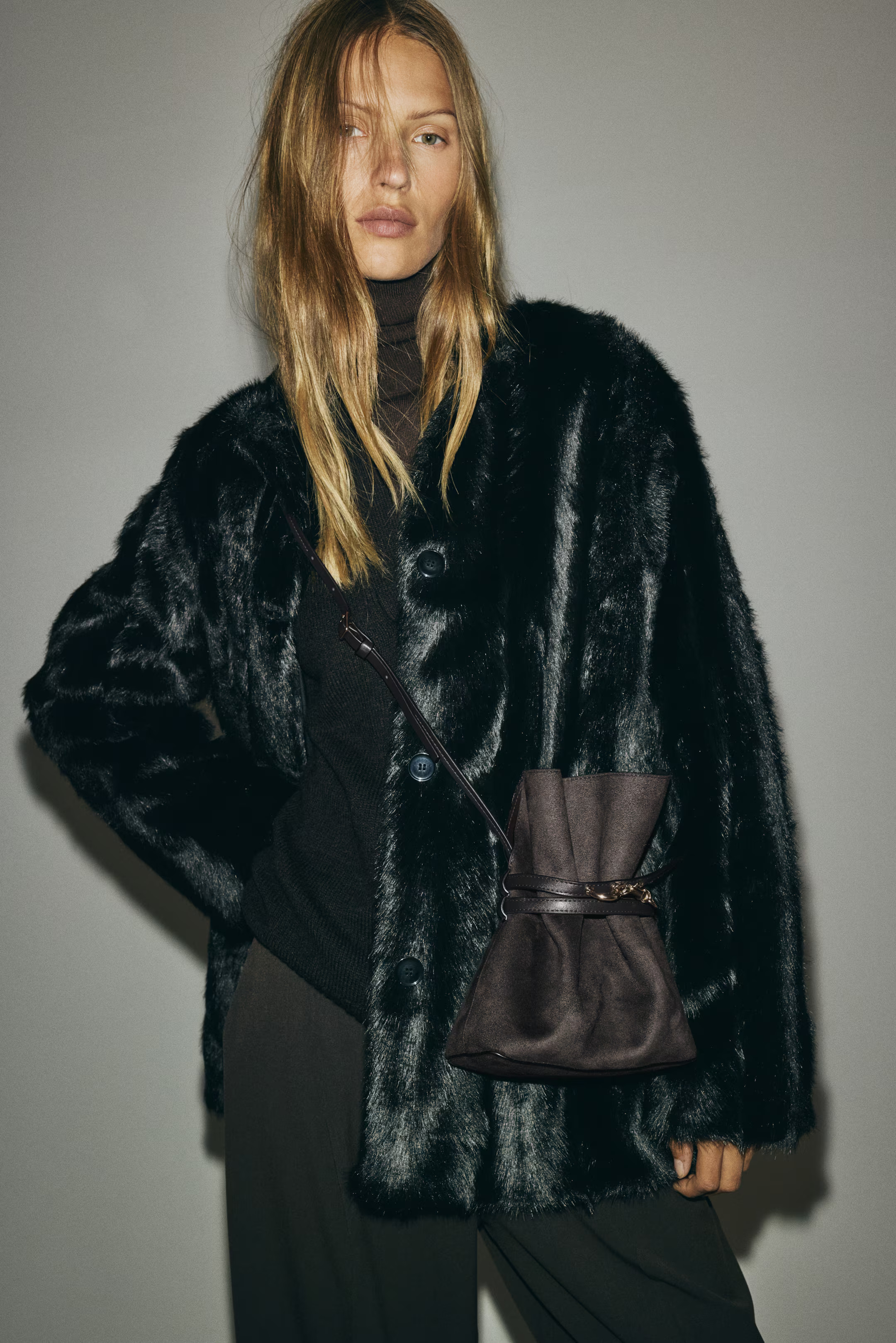 Pouch-Look Crossbody Bag | H&M (US + CA)