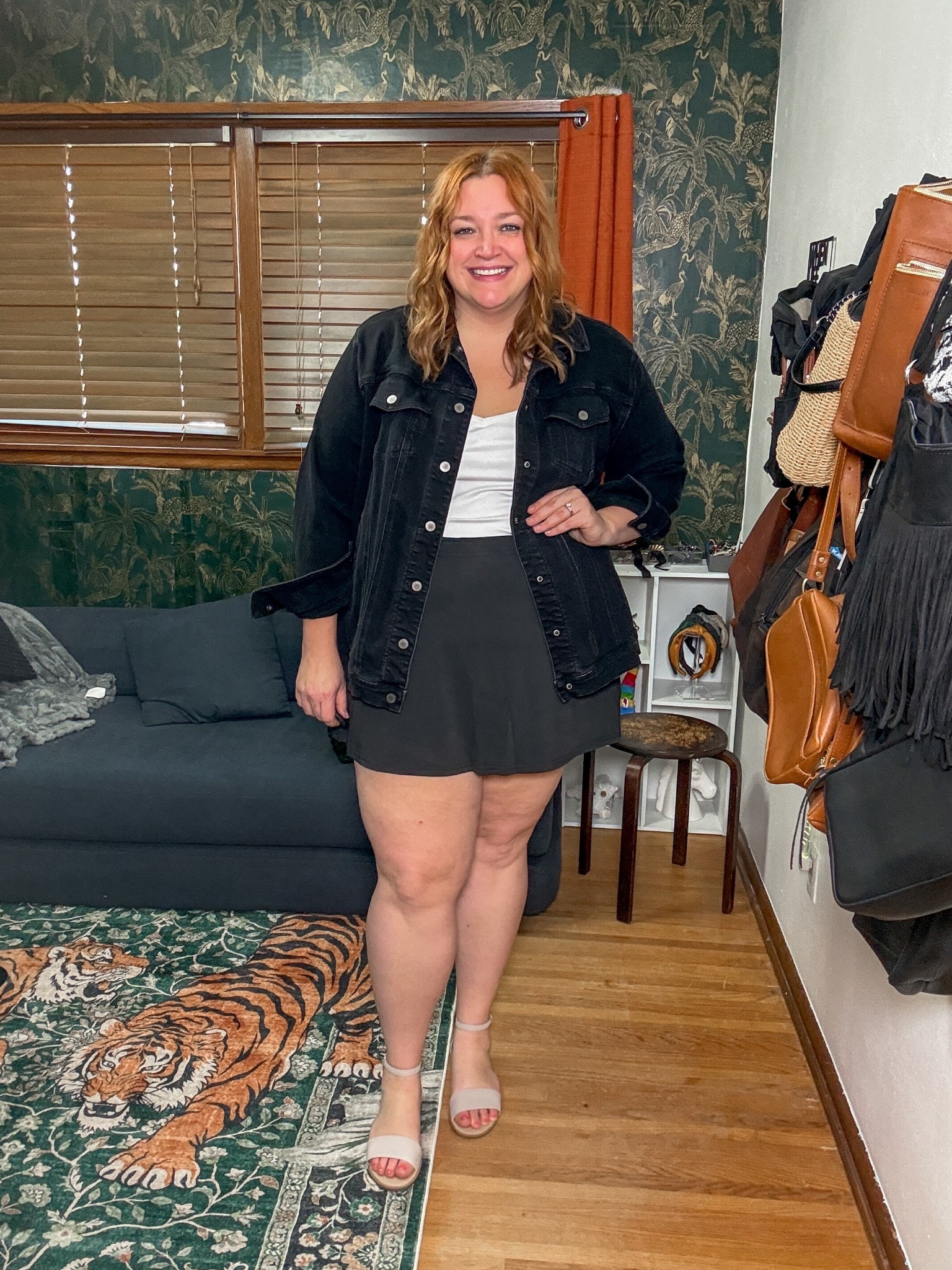 Plus and mid size spring outfit inspiration. It’s a skort!
Wearing the 3X as a US size 18 (40B, 38”ish waist, 49”ish hips)
Use code 05USENLIVAtarajanestyle979on to save at SHEIN

#LTKPlusSize #LTKootd #LTKMidsize