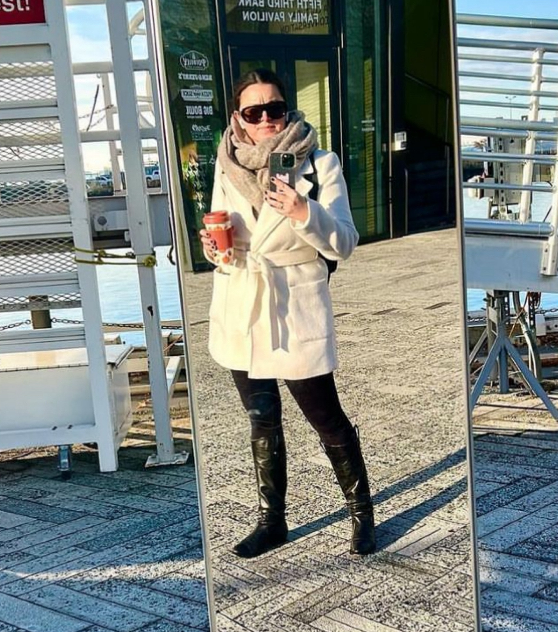 The closest I’ll ever get to being Olivia Pope

#LTKworkwear #LTKstyletip #LTKSeasonal