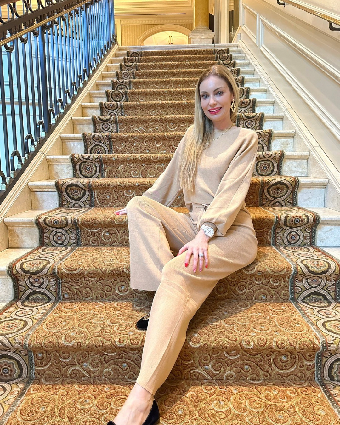 Embrace ultimate comfort with our Cozy & Comfy Knit Lounge Set! 🌟🛋️ Perfect for lounging at home or running errands in style, this set combines warmth and chic design. Treat yourself to the ultimate relaxation experience. Tap to wrap yourself in coziness! #Loungewear #CozyVibes #HomeComfort #KnitLoungeSet #StayComfy #RelaxInStyle

