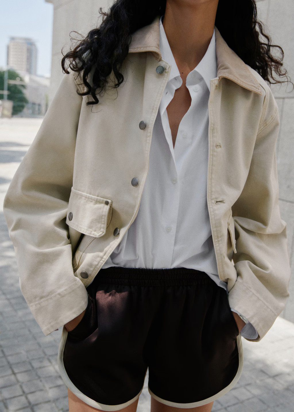 Shorts with contrasting trim - Women | MANGO United Kingdom | MANGO (UK)