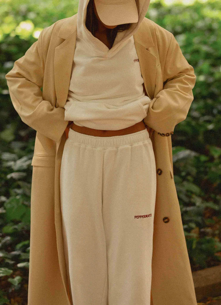 Signature Sweatpants - Ivory | Peppermayo (Global)