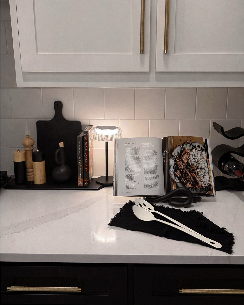 Snow storm stills from inside our modern-cozy bubble 🤍

Texture — chunky knits, warm lamps, sculptural accents, and elevated kitchen styling.

#LTKhome #winterdecor #moderncozy #neutralhome #minimaliststyle #cozyathome #blackandwhitehome

#LTKHome