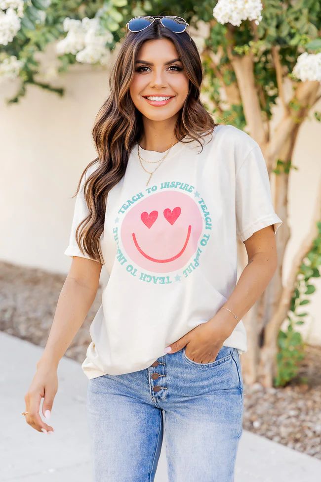 Teach To Inspire Smiley Ivory Graphic Tee | Pink Lily