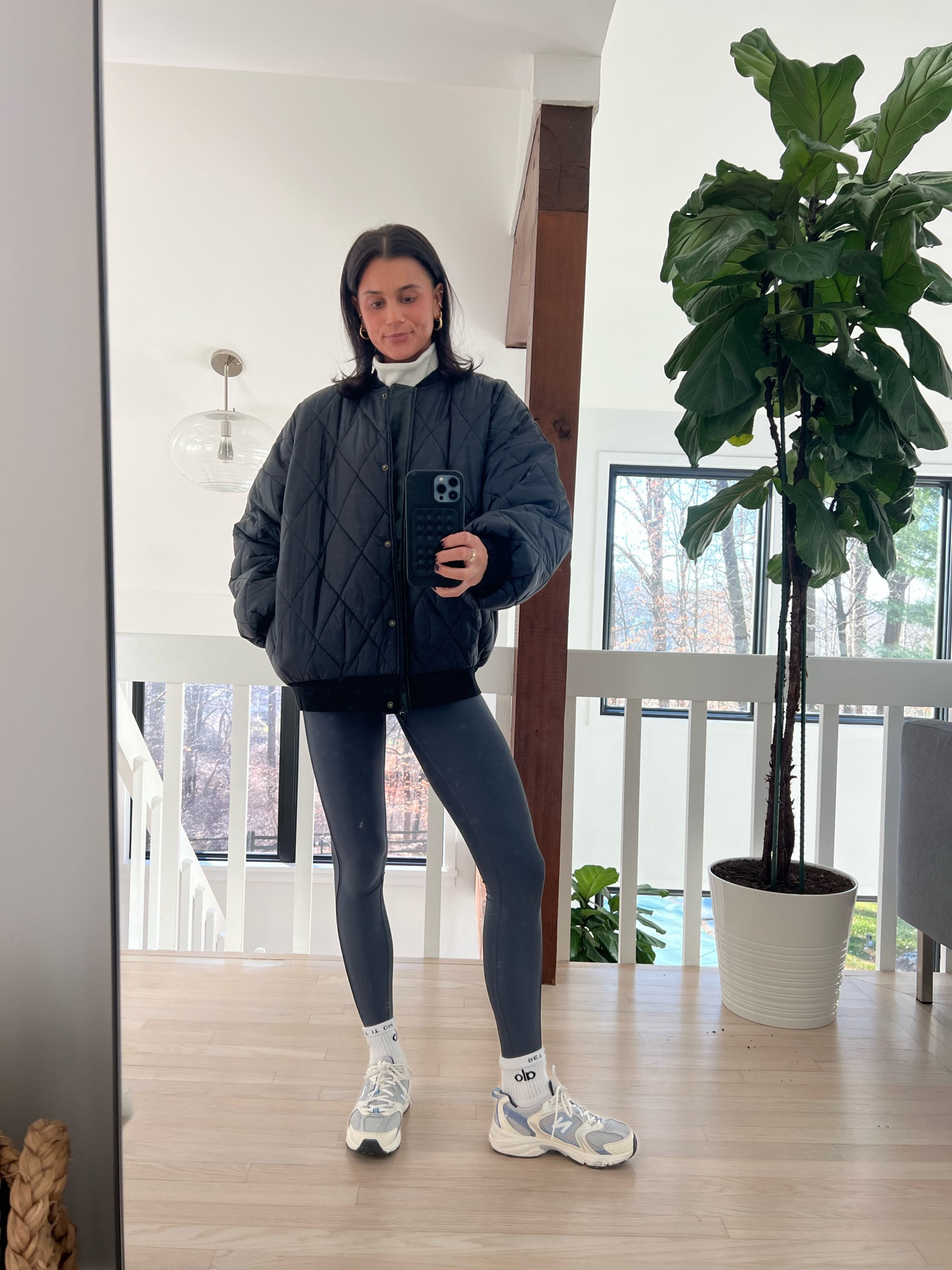 Wearing size L in sweatshirt, M in jacket and XXS in leggings! 