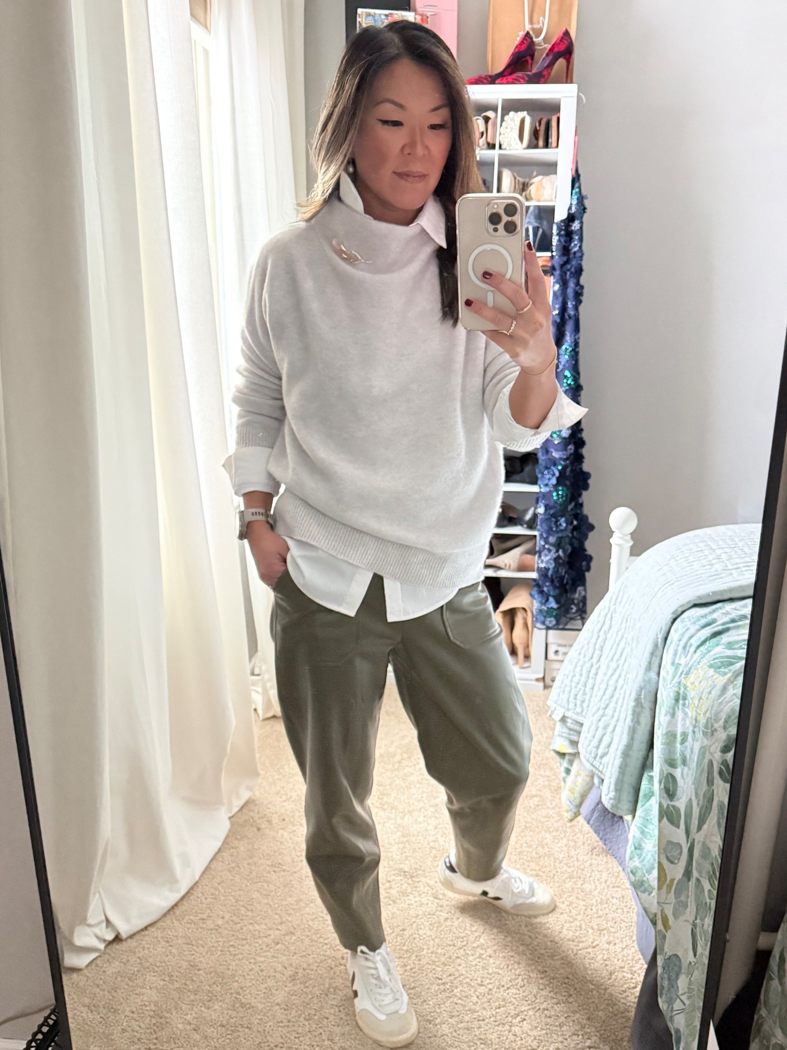Cozy and stylish work attire 

#LTKOver40 #LTKootd #LTKWorkwear