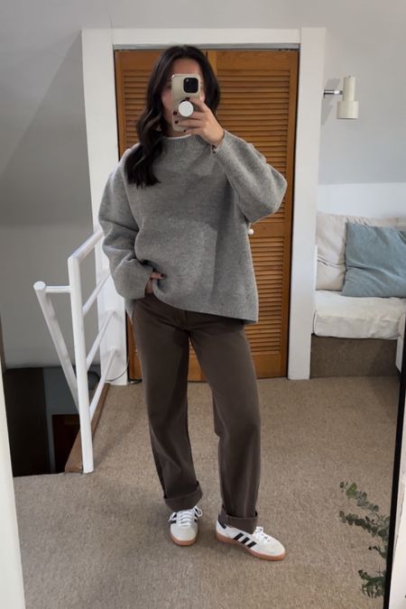 Sweater is old Zara
Jeans: size 4