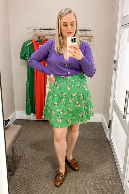 Loft skirts are so good because of their stretchy waist band. I ended up sizing down to a small in the cardigan as I often like to wear them without a cami. #hocspring 