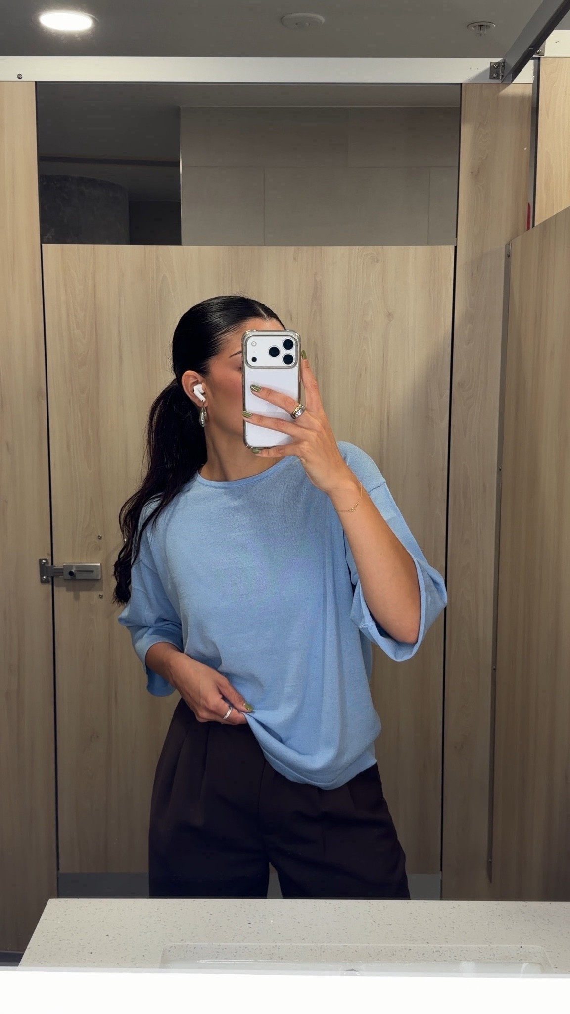 office selfie 🤳🏼

#LTKBeauty #LTKWorkwear #LTKootd