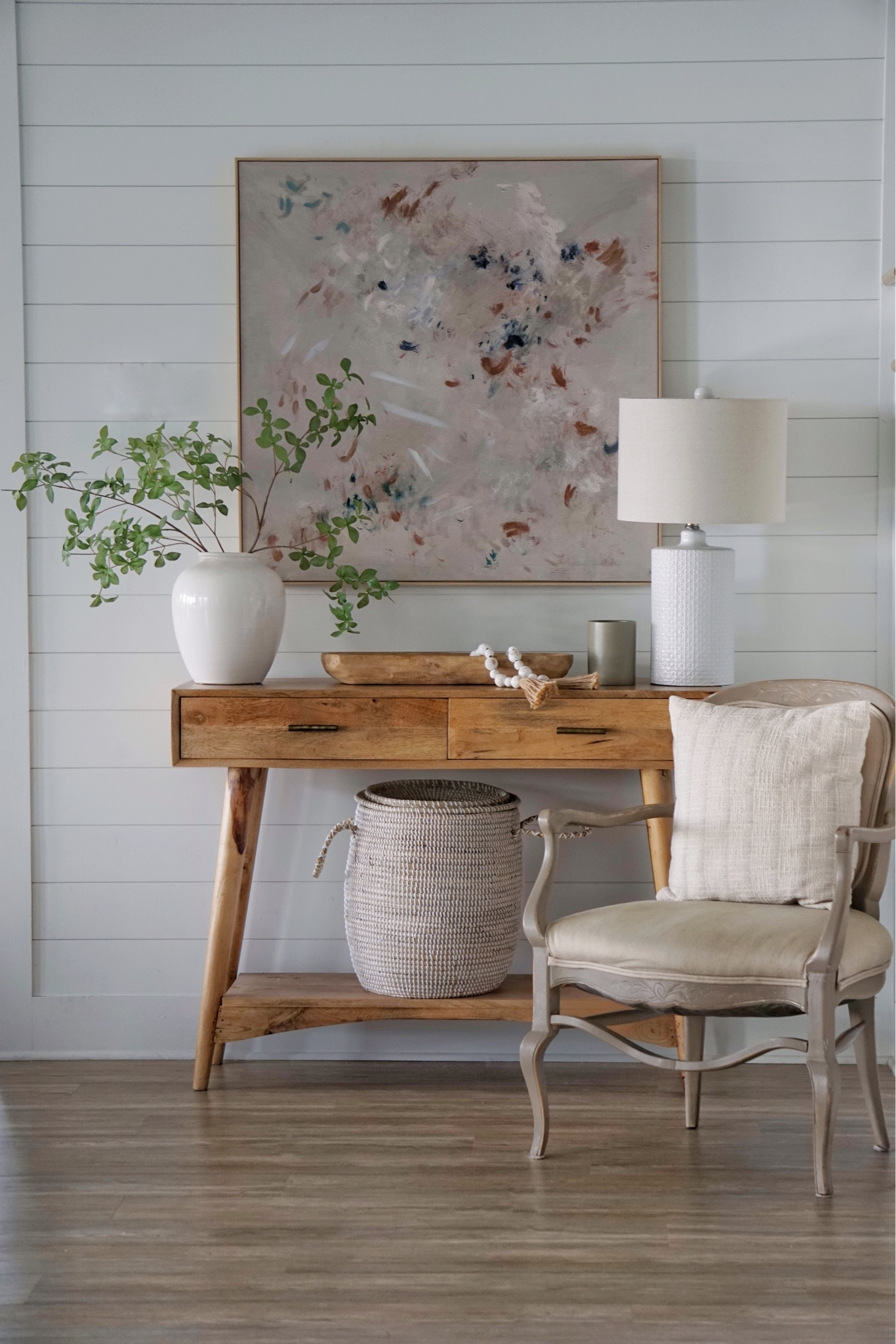 Entry style

#LTKGiftGuide #LTKSeasonal #LTKhome