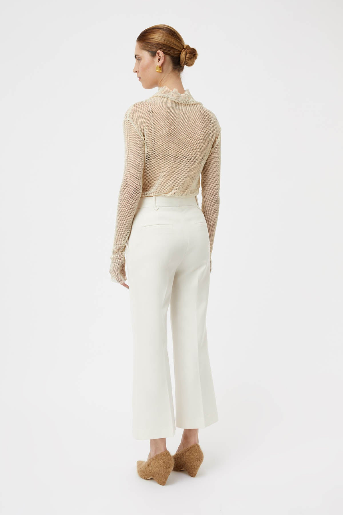 The Riba Crop Pant is a testament to modern refinement that seamlessly merges contemporary style ... | CAMILLA AND MARC (ANZ)