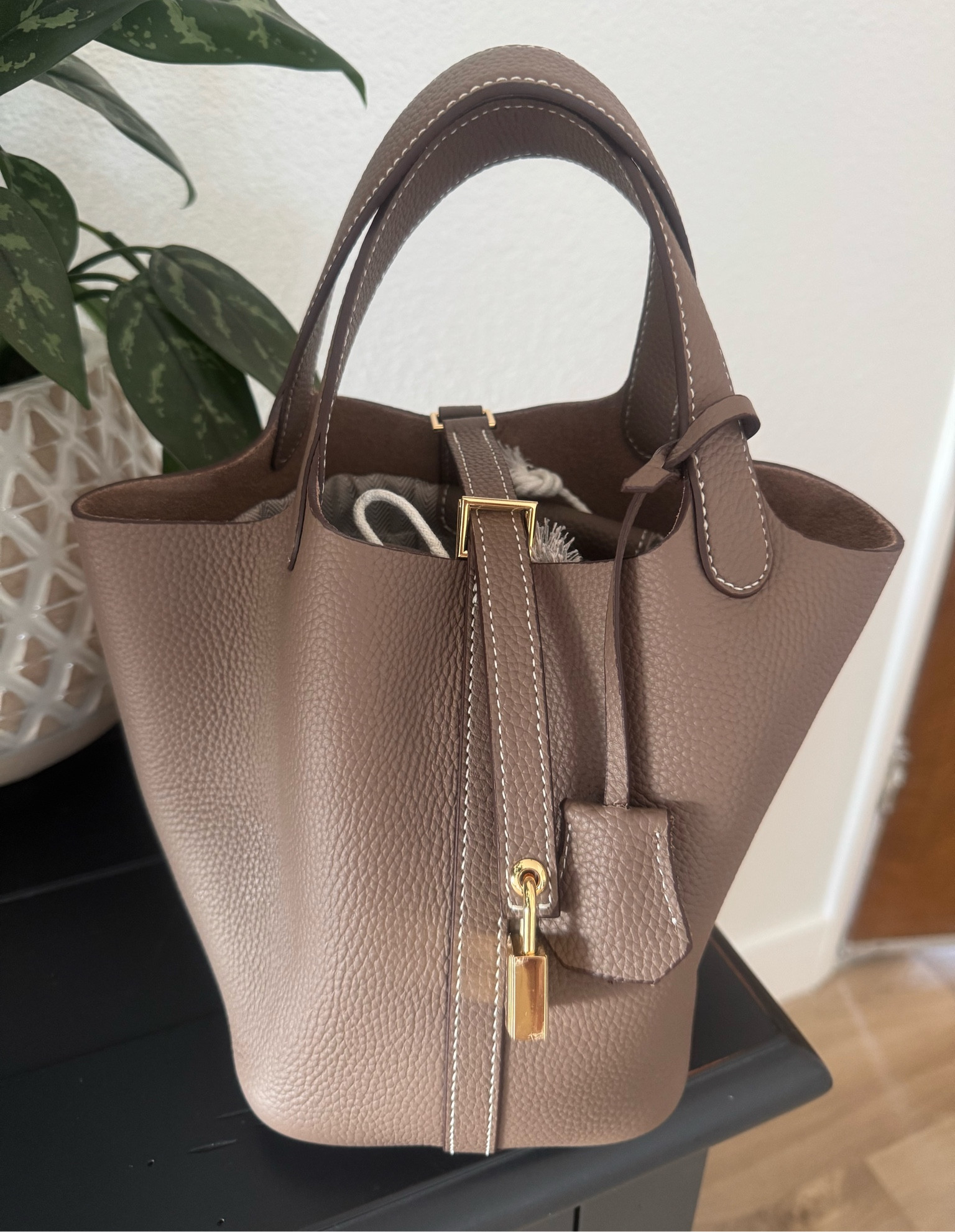 Great Bucket Purse

#LTKItBag #LTKGiftGuide